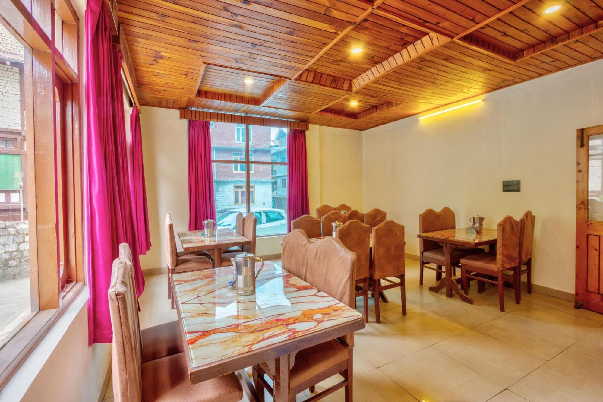 Hotel Royal Manali Zewnętrze zdjęcie